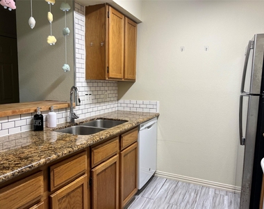 2120 El Paseo Street - Photo Thumbnail 10