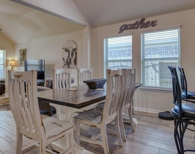 32659 Timber Point Dr - Photo Thumbnail 8