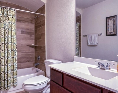 32659 Timber Point Dr - Photo Thumbnail 16