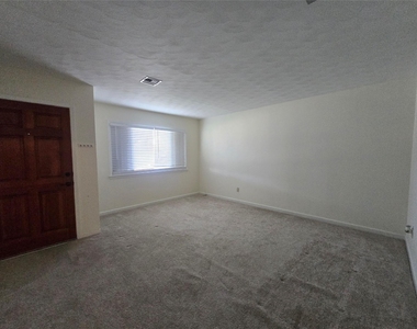 308 Mackeral Street - Photo Thumbnail 9