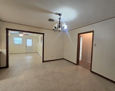 308 Mackeral Street - Photo Thumbnail 4