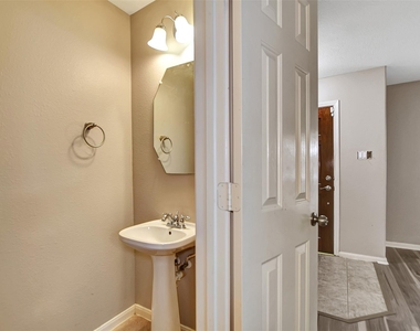 5410 Spring Oak Drive - Photo Thumbnail 24