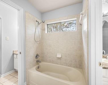 802 Floriencia Street - Photo Thumbnail 28