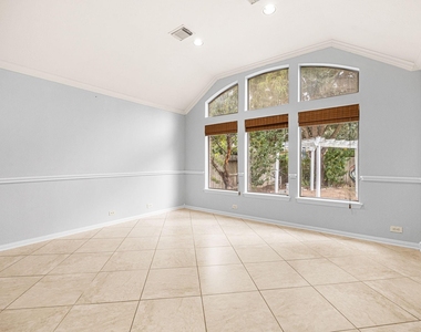 802 Floriencia Street - Photo Thumbnail 18
