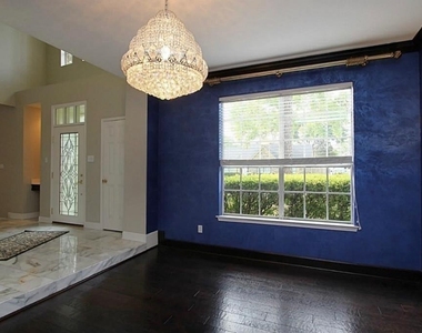 23035 Lanham Drive - Photo Thumbnail 8