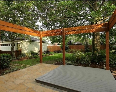 23035 Lanham Drive - Photo Thumbnail 17