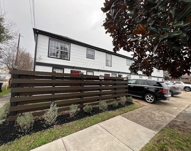 4301 La Branch Street - Photo Thumbnail 4