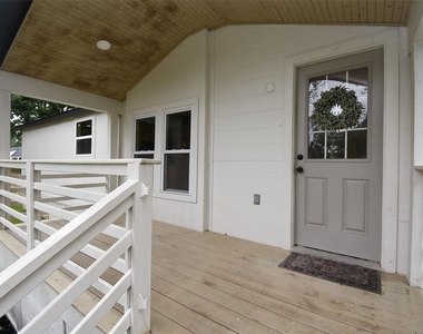 26257 Red Oak Lane - Photo Thumbnail 12
