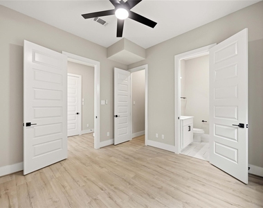 4013 Griggs - Photo Thumbnail 27