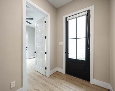 4013 Griggs - Photo Thumbnail 3