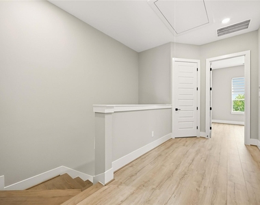 4013 Griggs - Photo Thumbnail 18