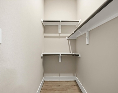 4013 Griggs - Photo Thumbnail 15