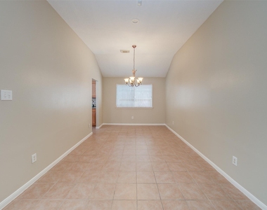 7314 Tara Drive - Photo Thumbnail 5