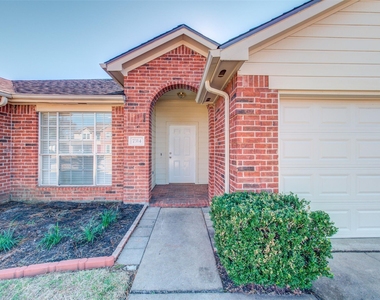 7314 Tara Drive - Photo Thumbnail 2