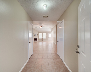 7314 Tara Drive - Photo Thumbnail 3