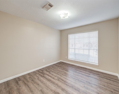 7314 Tara Drive - Photo Thumbnail 20