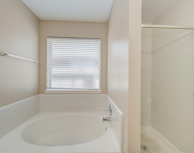 7314 Tara Drive - Photo Thumbnail 17