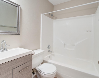 7314 Tara Drive - Photo Thumbnail 19