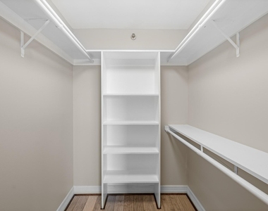3525 Sage Road - Photo Thumbnail 9