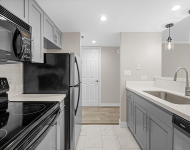 3525 Sage Road - Photo Thumbnail 4