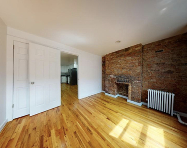 123 East 7th Street - Photo Thumbnail 4