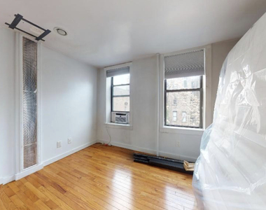 123 East 7th Street - Photo Thumbnail 5