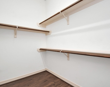 3900 Center Street - Photo Thumbnail 22