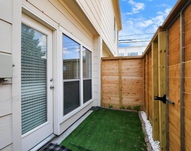 3900 Center Street - Photo Thumbnail 23