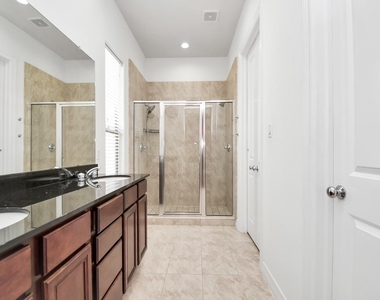 3900 Center Street - Photo Thumbnail 20