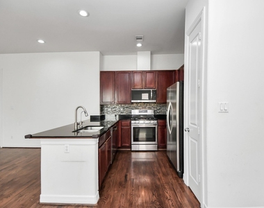 3900 Center Street - Photo Thumbnail 12