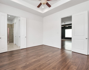 3900 Center Street - Photo Thumbnail 18
