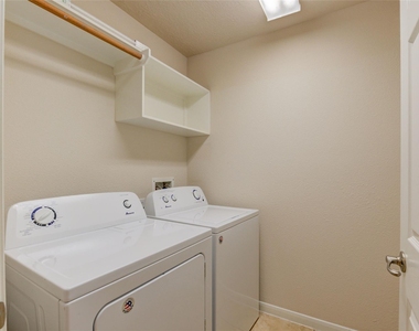 11 Ebony Oaks Place - Photo Thumbnail 25