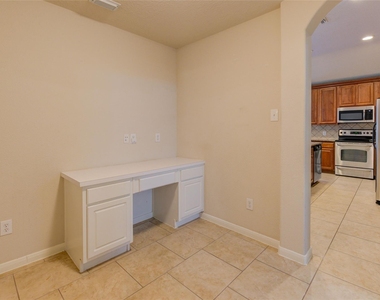 11 Ebony Oaks Place - Photo Thumbnail 19