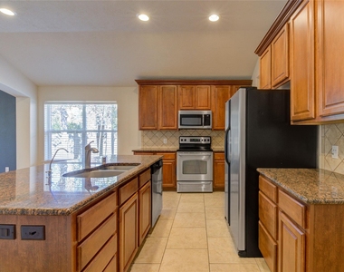 11 Ebony Oaks Place - Photo Thumbnail 8