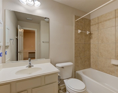 11 Ebony Oaks Place - Photo Thumbnail 24