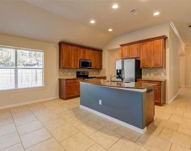 11 Ebony Oaks Place - Photo Thumbnail 6