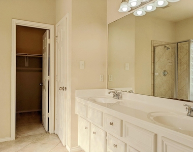 13610 Orchard Wind Lane - Photo Thumbnail 7