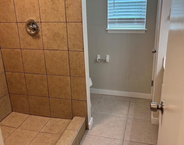 8049 Forest Hills Drive - Photo Thumbnail 26