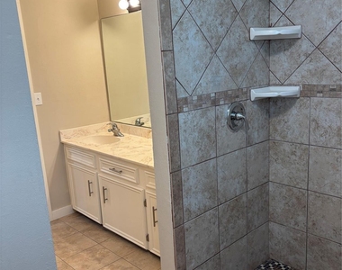 8049 Forest Hills Drive - Photo Thumbnail 7