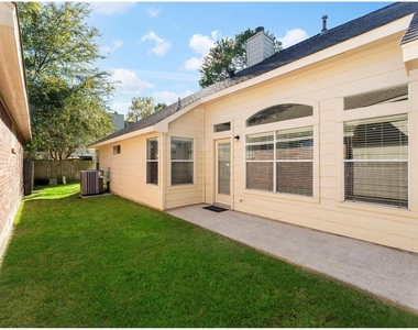 31 Auburn Path Drive - Photo Thumbnail 22