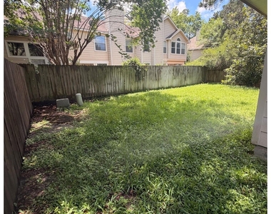 31 Auburn Path Drive - Photo Thumbnail 24