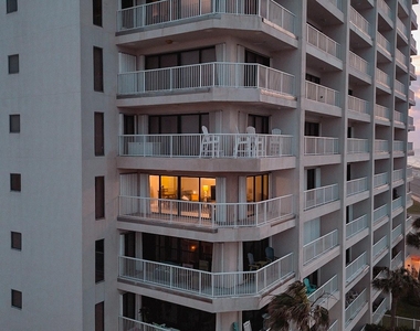 7700 Seawall Boulevard - Photo Thumbnail 4