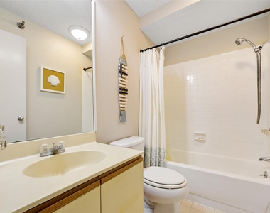 7700 Seawall Boulevard - Photo Thumbnail 31