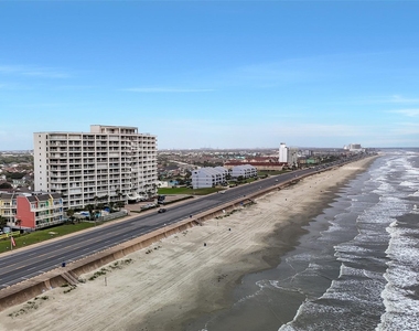 7700 Seawall Boulevard - Photo Thumbnail 33