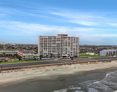 7700 Seawall Boulevard - Photo Thumbnail 35