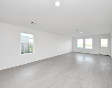 3096 Sunset Glory Drive - Photo Thumbnail 18