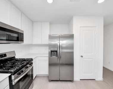 3096 Sunset Glory Drive - Photo Thumbnail 26
