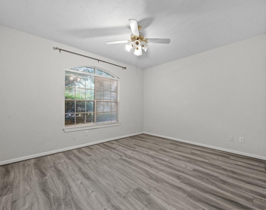 23818 Indian Hills Way - Photo Thumbnail 30