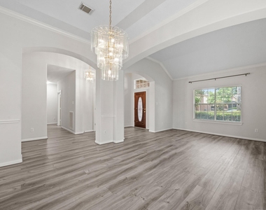 23818 Indian Hills Way - Photo Thumbnail 8