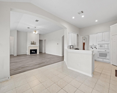 23818 Indian Hills Way - Photo Thumbnail 14